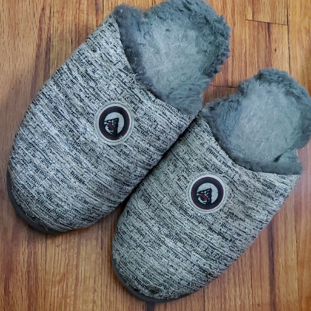 Kith Slippers - Picture 2 of 3